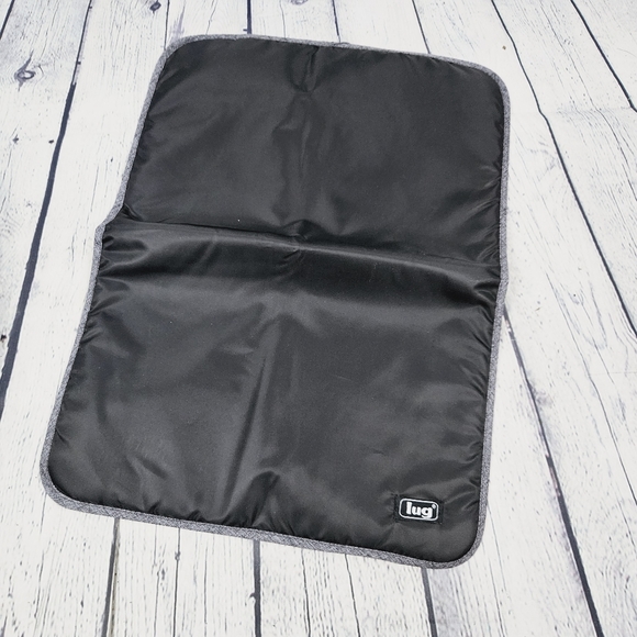 LUG | Hula Hoop Carry-All messenger style stroller diaper bag - Picture 9 of 12